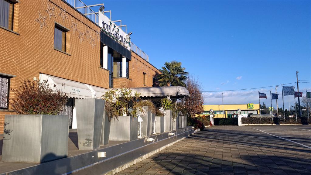 嘉迪尼亚酒店 瑟门内特 外观 照片